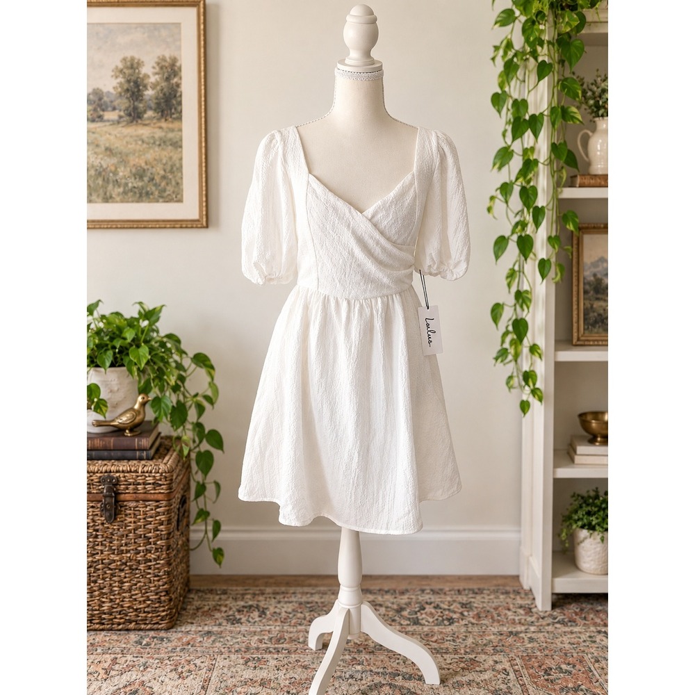 Lulus Little Bit In Love White Surplice Puff Sleeve Mini Dress S NWT